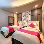 Eloisa Royal Suites