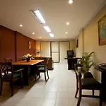 Beverly Boutique Business Hotel