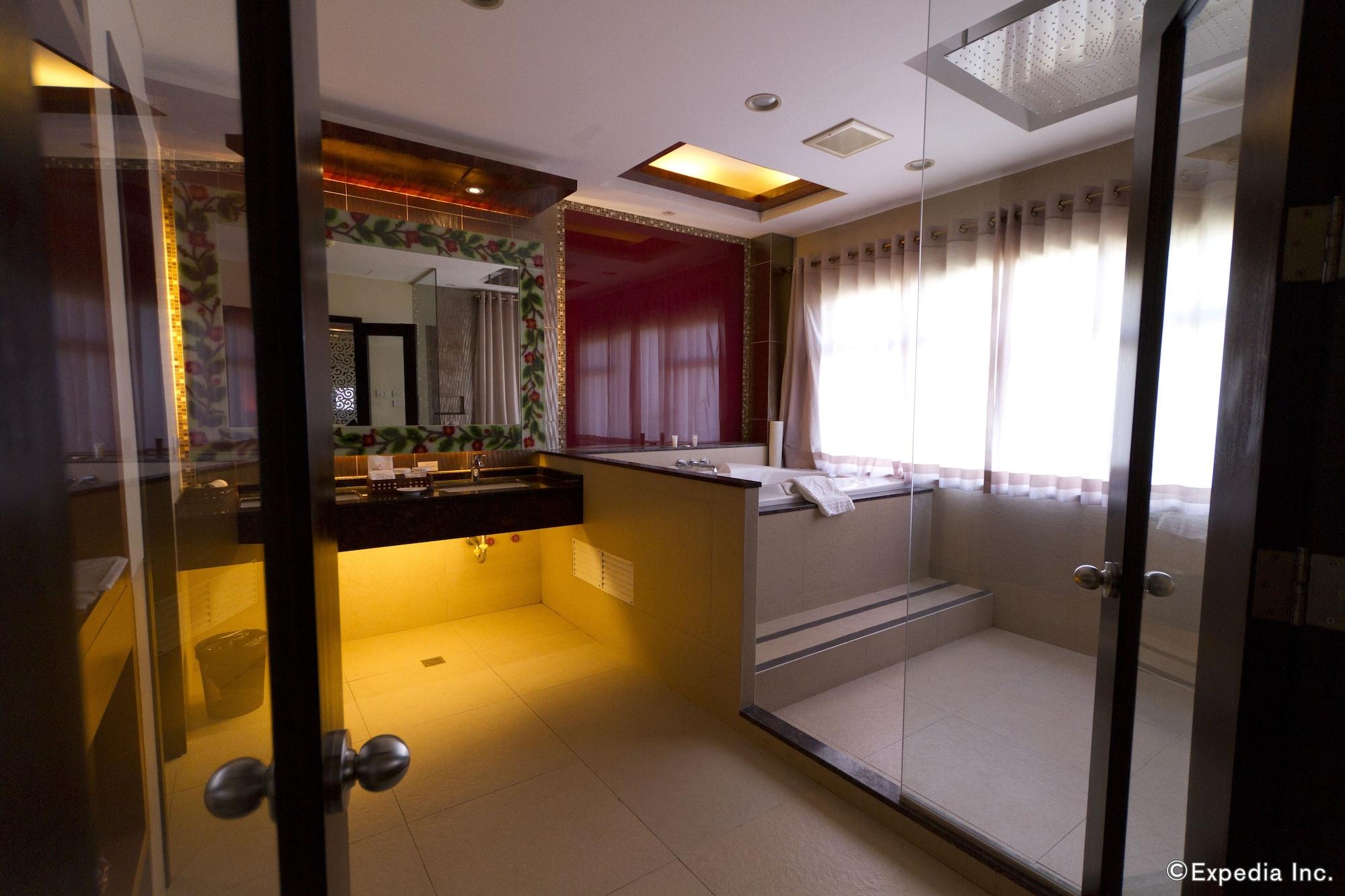 Elizabeth 4* Cebu