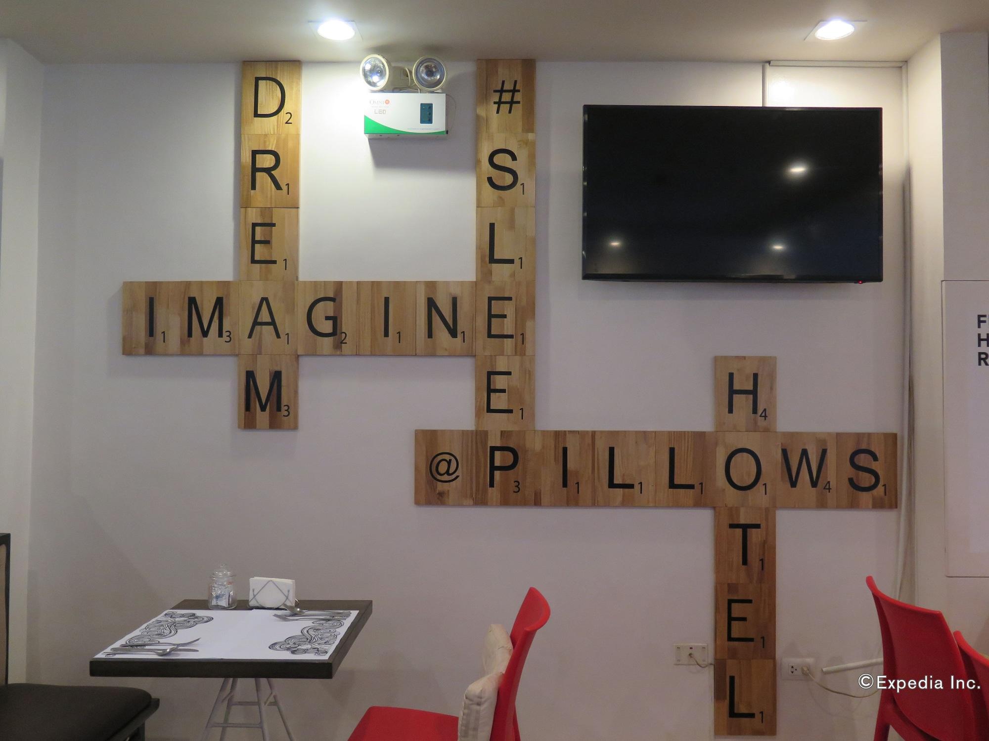 Pillows Hotel 3*