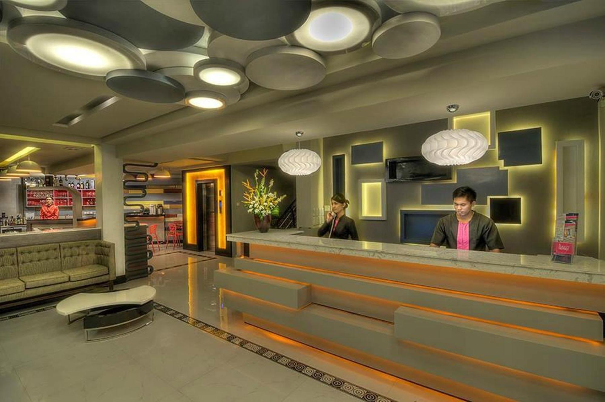 Eloisa Royal Hotel