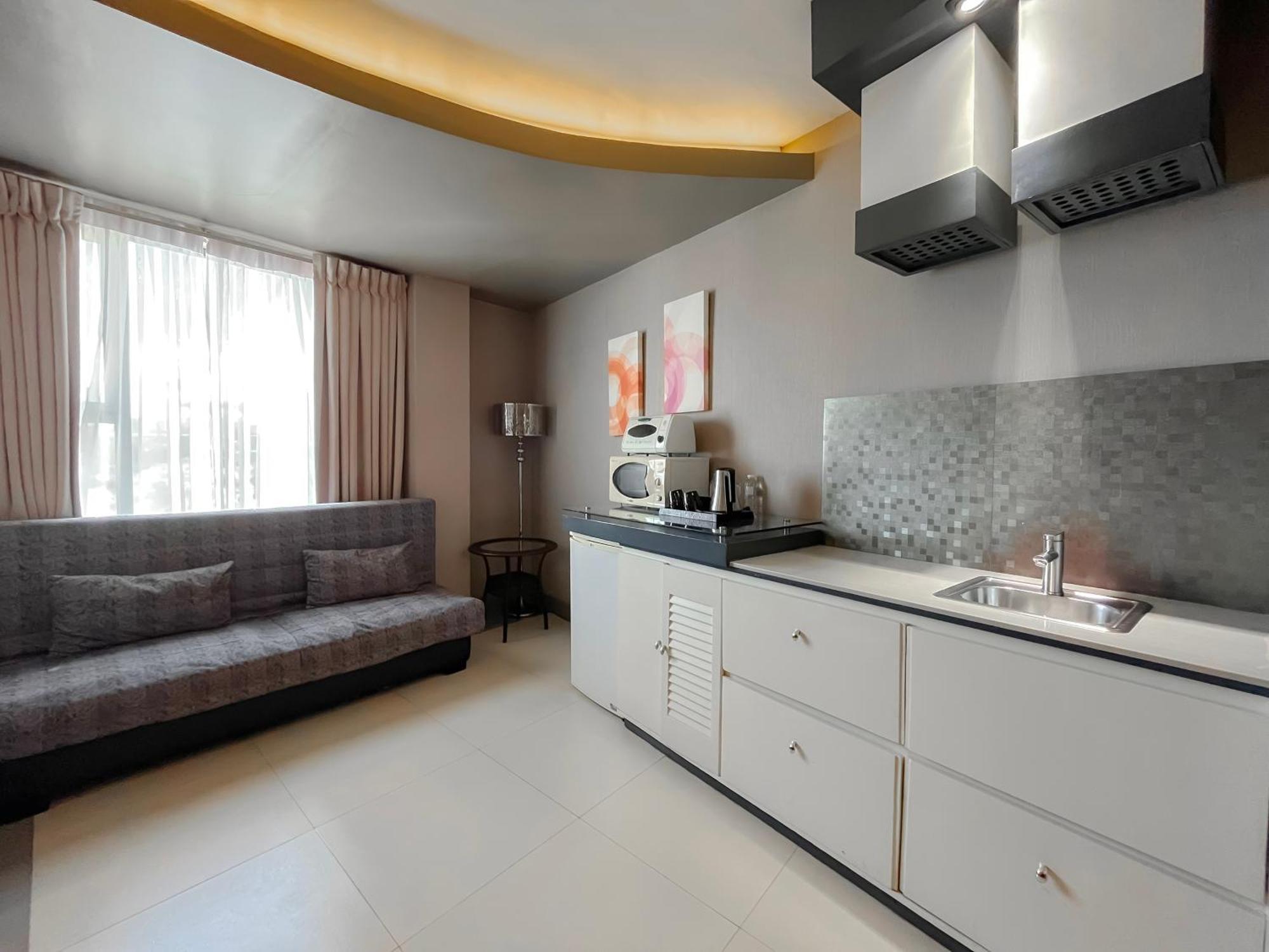 Eloisa Royal Hotel Lapu-Lapu City