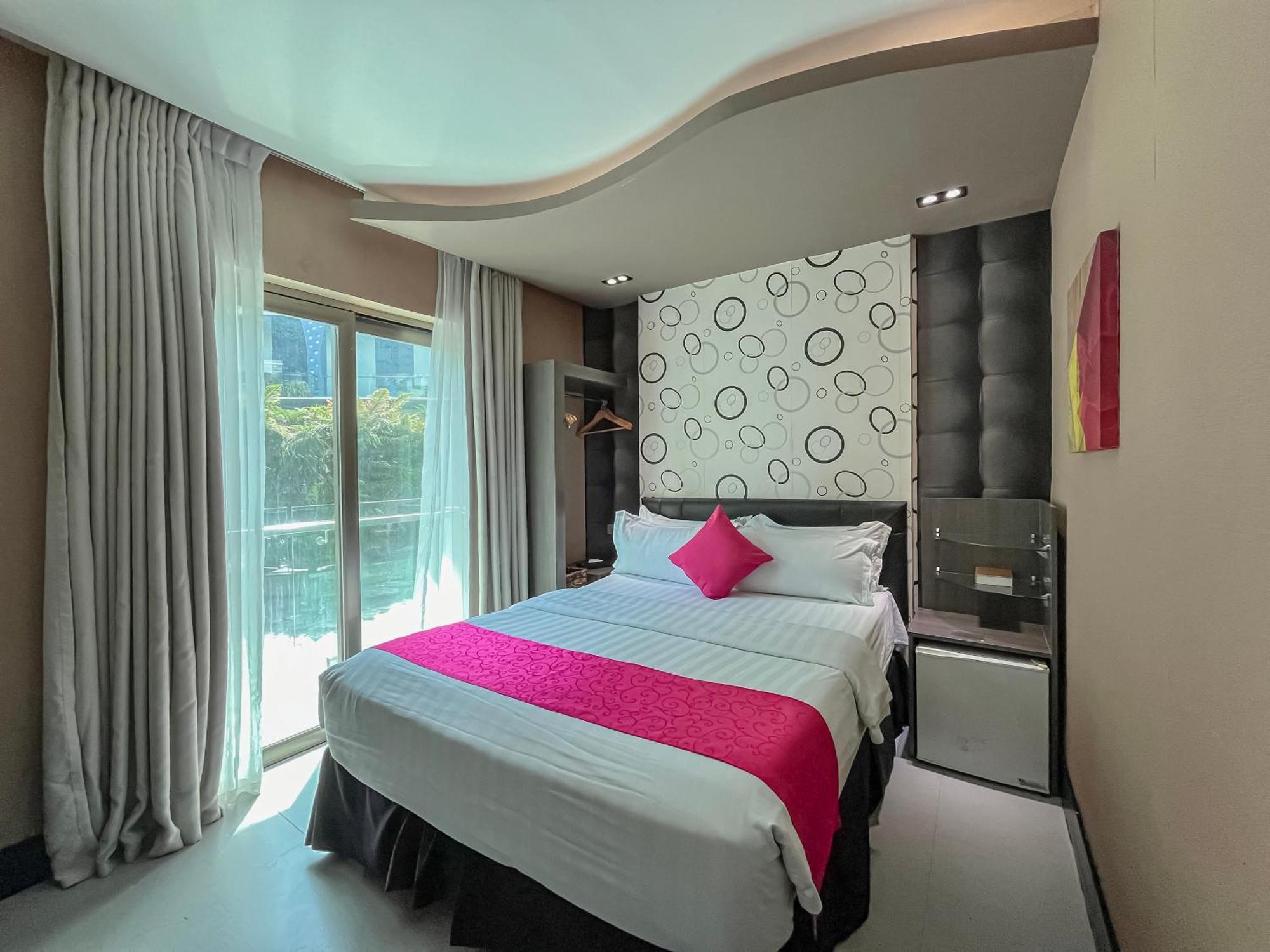 Eloisa Royal 3* Lapu-Lapu City
