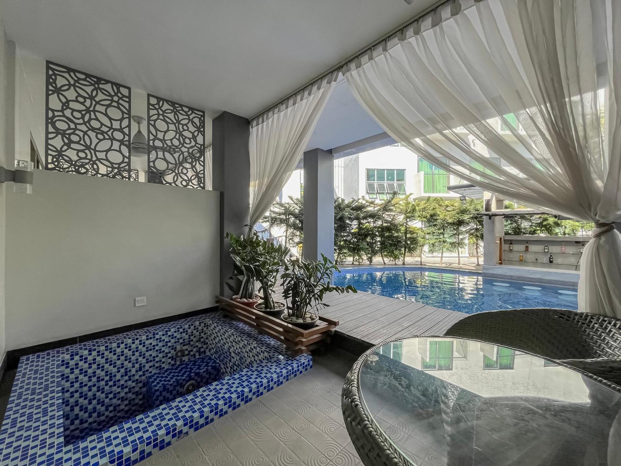 Hotel Eloisa Royal