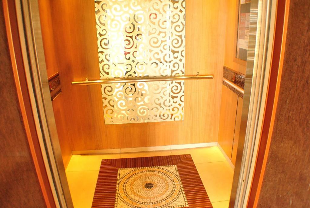Elizabeth 4* Cebu