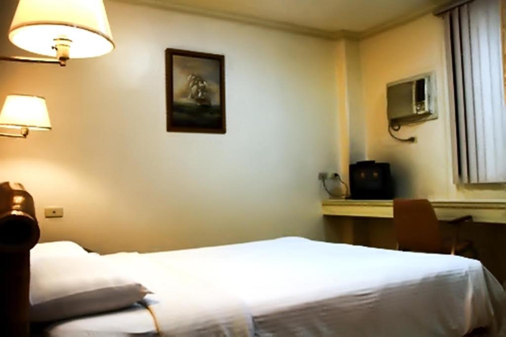 Beverly Boutique Business 2* Cebu