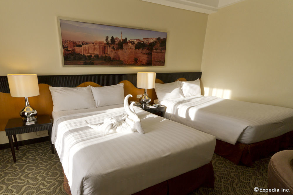 Elizabeth 4* Cebu