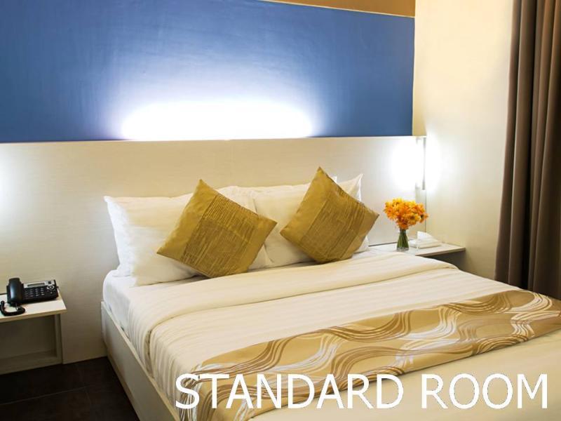 Hotel Pillows 3*