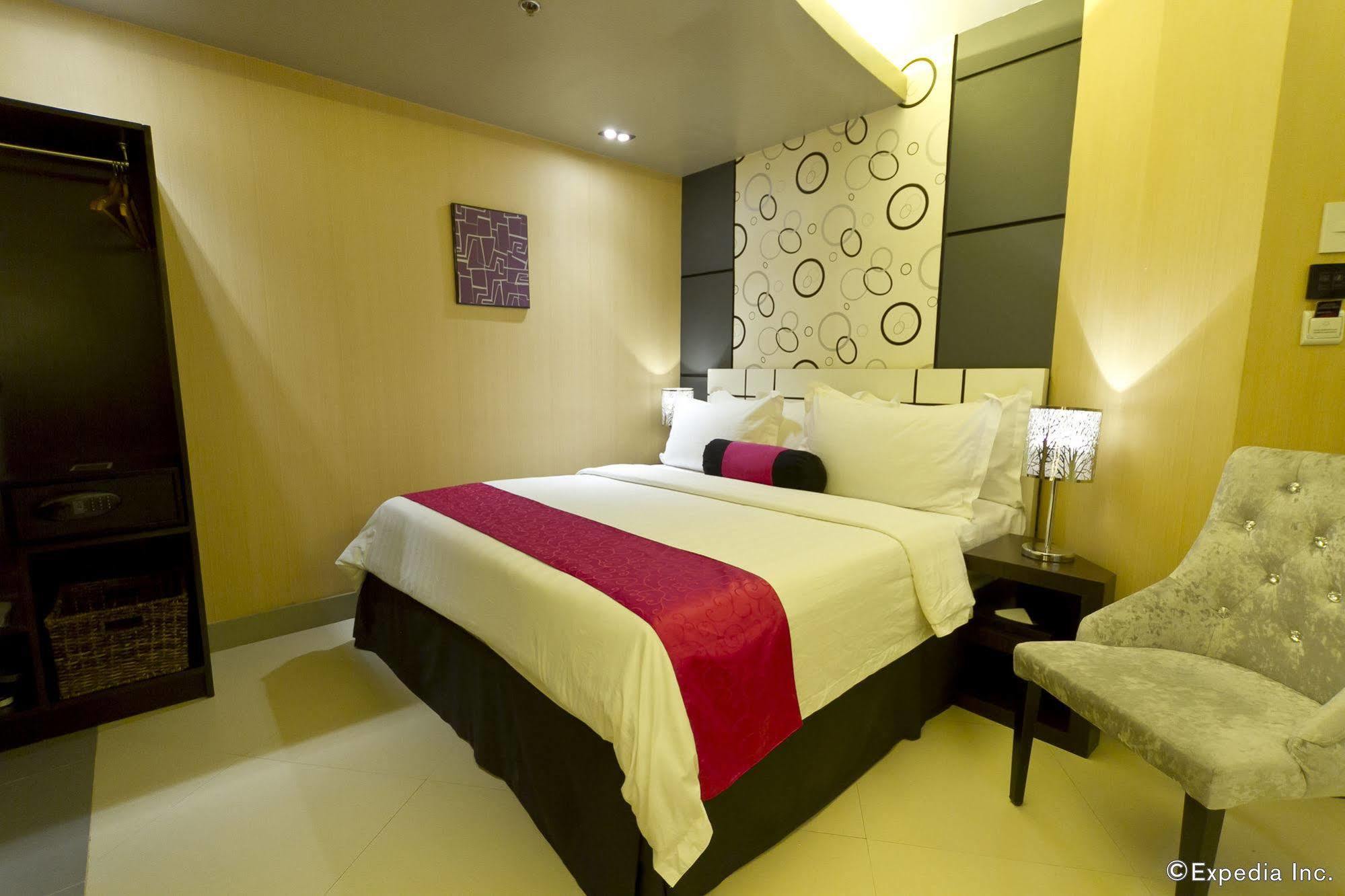 Eloisa Royal Hotel
