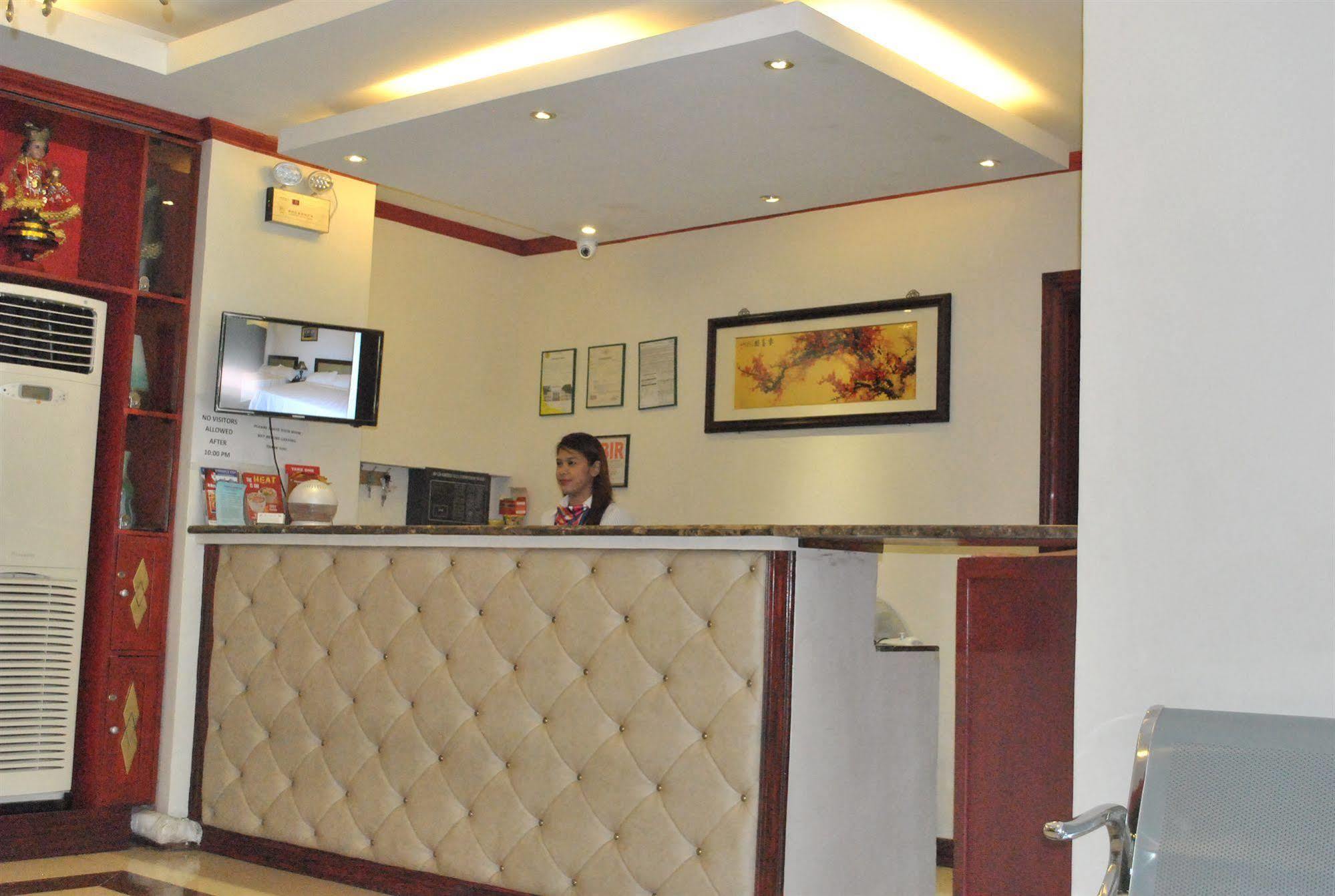 Dragon Hotel *