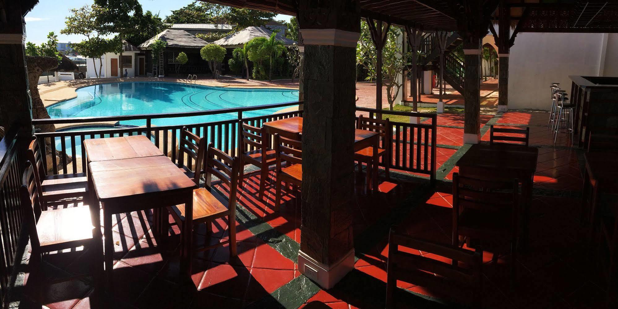 Resort Blue Garden