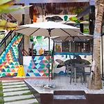 Pescadores Suites Moalboal