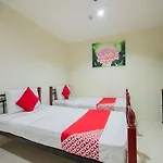 Oyo 707-908 Salinas Suites
