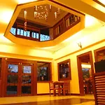 Centro Mactan Suites
