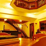 Centro Mactan Suites