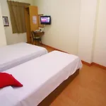 Robe\'S Pension House