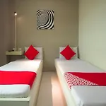 Oyo 720 Alt Residences