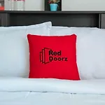 Reddoorz Plus Near Mango Avenue Cebu