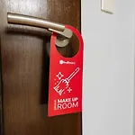 Reddoorz Plus Near Mango Avenue Cebu