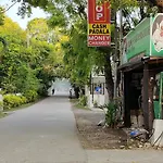 Bm Island Inn