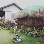 Titanic\'S Nipa Hut