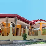 Oyo 770 J5 Guest House & Restobar
