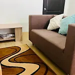 Alex\'S Place - U403 B11 Mactan Oasis Gardens Condominium No Elevator