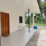 Susana Goles Holiday House