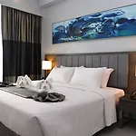 Bayfront Hotel Cebu North Reclamation