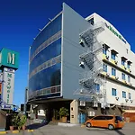Oyo 187 The Maxwell Hotel