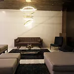 Mezzo Hotel