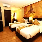 Palm Grass Hotel