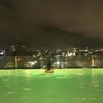 Mabolo Garden Flat A5 Rooftop Pool Shortwalk To Ayala Mall