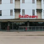 Reddoorz @ Express Inn Lapu Lapu