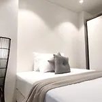 Reluxe マリン Condo