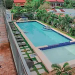 Jjs Hotel And Resort