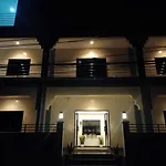 Junie Pension House