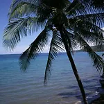 Las Flores Beachside Hotel
