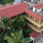 Speed 8 Inn Moalboal