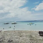 Titanic\'S Nipa Hut