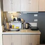 Cozy Apartment For Travelers And Homestays