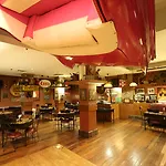 Crown Regency Hotel & Towers