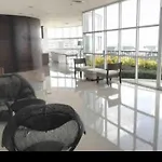 Calyx Residences, 18H