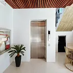 Rudhil\'S Place Hotel