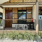 Nanay Eustiquia Complex Beach Resort