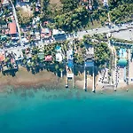Andersson Beach House Cebu