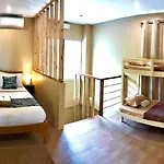 Southseas Beach Resort And Dive Center