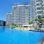 Mactan Newtown Condo With Pool Access