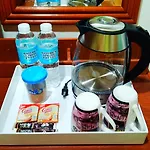 Hmc Guesthouse - Malapascua Island Air-Conditioned Room #2