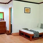 Hmc Guesthouse -Malapascua Island Air-Conditioned Room #1